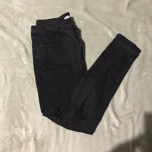 Woman’s ripped skinny jeans